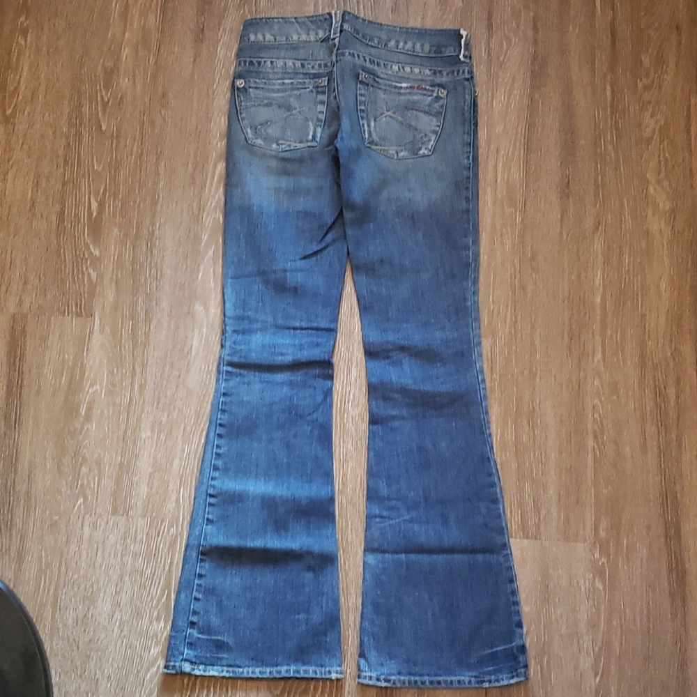 Silver Jeans - Picture 3 of 5